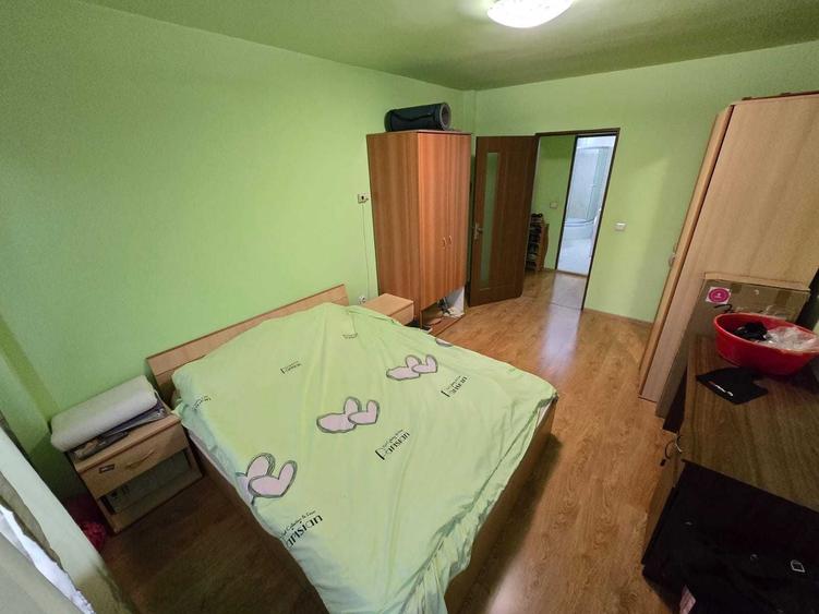 Apartament cu 2 camere decomandat în Ștrand