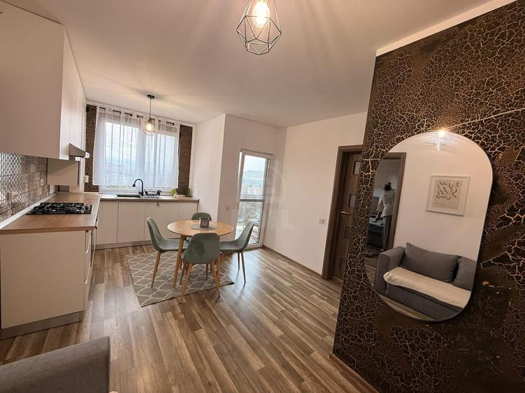 Apartament cu 2 camere semidecomandat în Florești