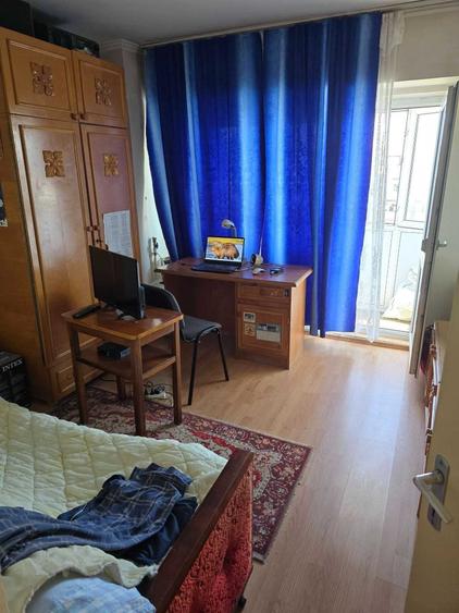 Apartament cu 3 camere decomandat în Ostroveni