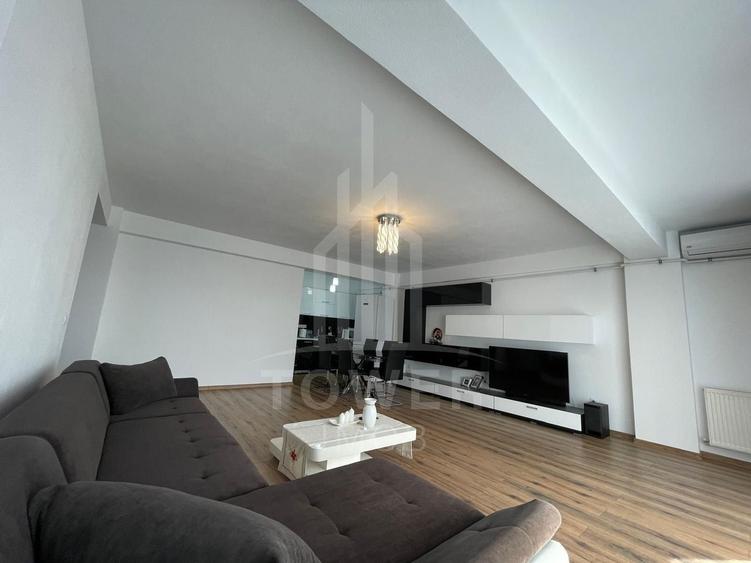 Apartament cu 3 camere decomandat, mobilat în Mihai Viteazul