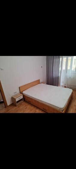 Apartament cu 2 camere semidecomandat în Radu Negru