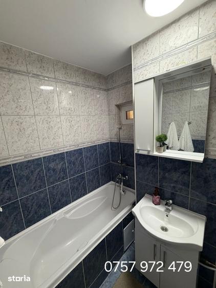 Apartament cu 3 camere decomandat în Rahova