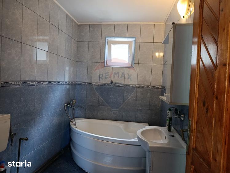Casă cu 3 camere cu Teren 352 Mp în Central