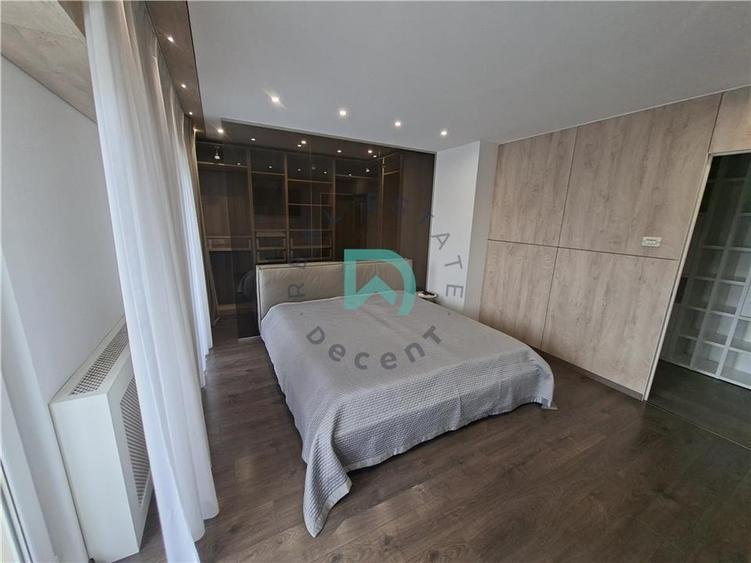 Apartament cu 3 camere decomandat în Răcădău