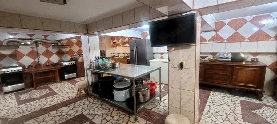 Spațiu comercial, de 100 mp, în Găvana