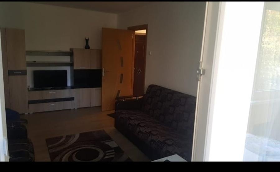 Apartament cu 2 camere semidecomandat în Crângași