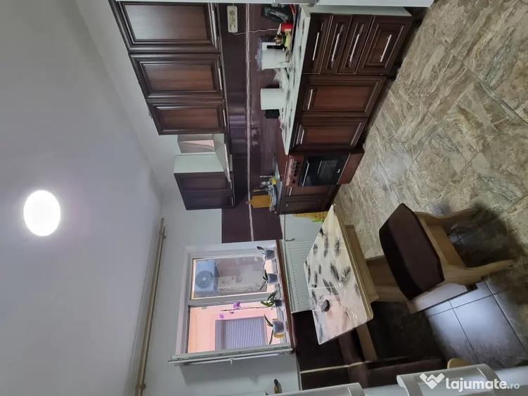Casă cu 3 camere în Exterior Vest