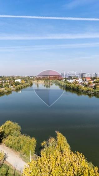Casă individuală cu 4 camere cu Teren 250 Mp în Tei