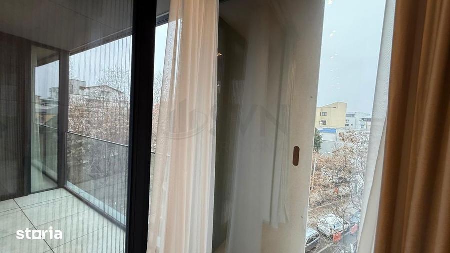 Apartament cu 3 camere, mobilat în Nord