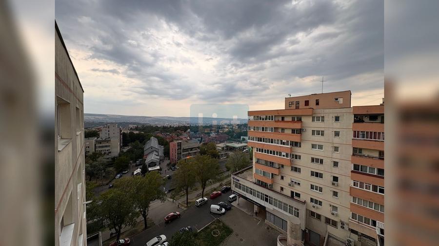 Apartament cu 3 camere decomandat, mobilat în Zorilor