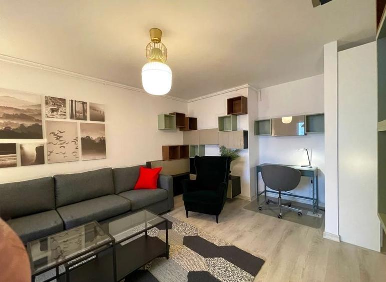 Apartament cu 2 camere semidecomandat, mobilat în Theodor Pallady