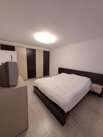 Inchiriez apartament 3 camere - zona Ozana - 3