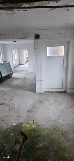 Casă cu Teren 351 Mp în Biharia