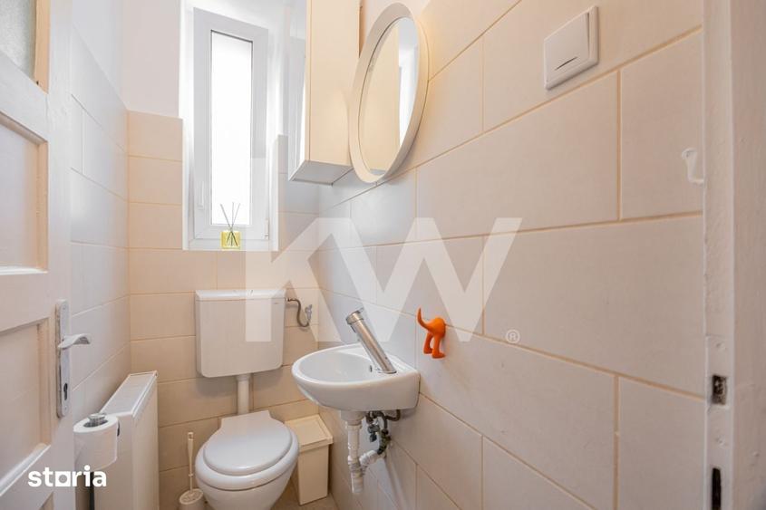 Apartament cu 3 camere decomandat în Schei
