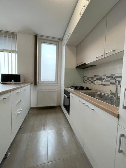 Apartament cu 2 camere semidecomandat în Complex Studențesc