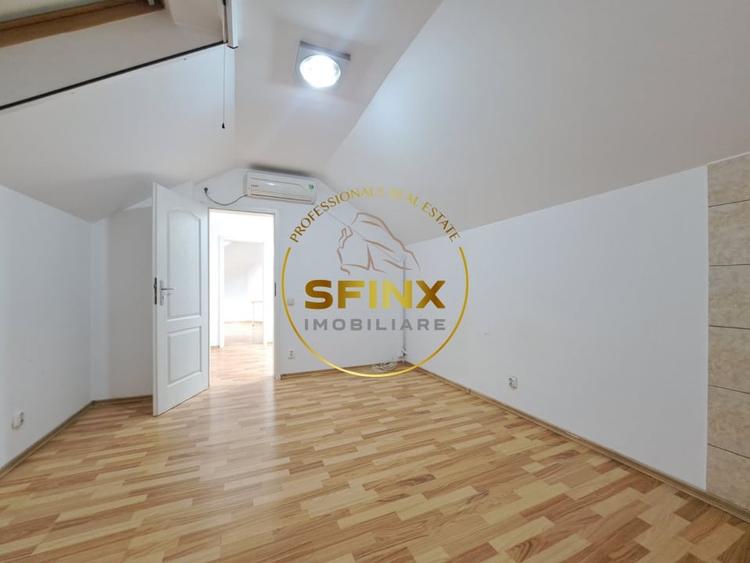 Casă individuală cu 6 camere cu Canalizare în Gara de Nord