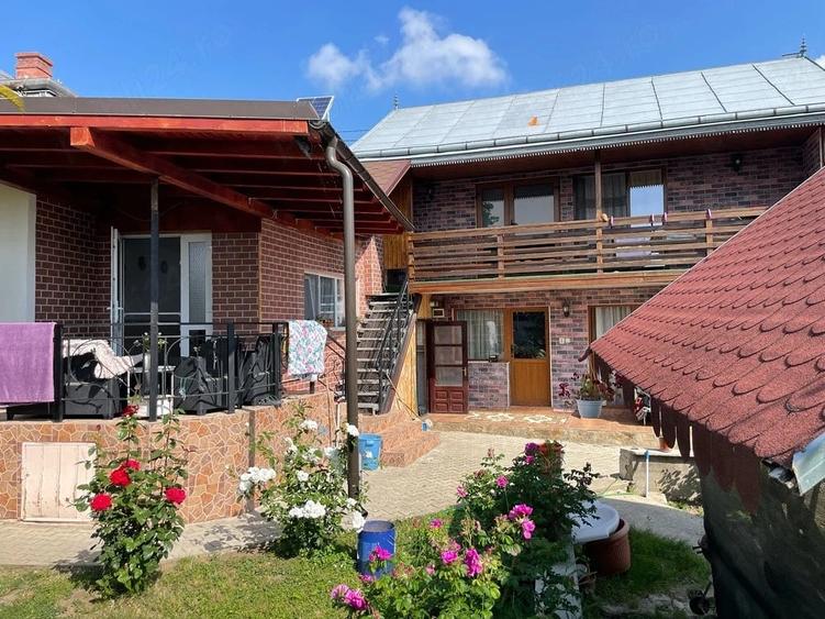 Casă cu Teren 780 Mp în Ipotești