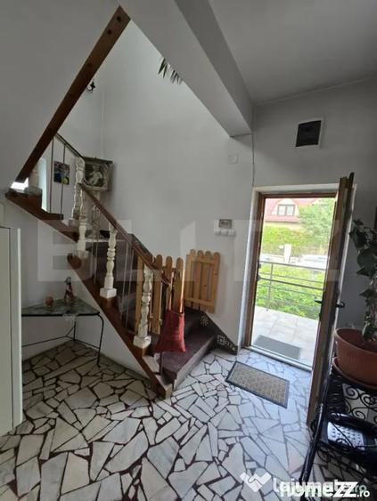 Casă cu 6 camere cu Teren 327 Mp în Central