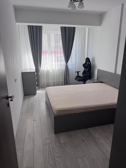 Apartament cu 3 camere decomandat în Militari
