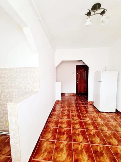 PROPRITAR, vand apartament decomandat, 2 camere, strada Muncii, locatie excelenta - 10