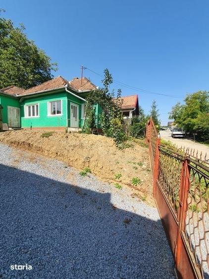 Casă cu 3 camere cu Teren 60 Mp în Unirii