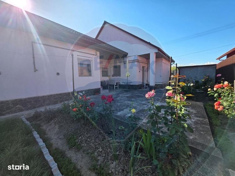 Casă cu 3 camere cu Teren 367 Mp în Central