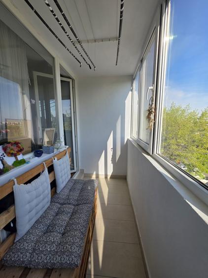 Apartament cu 3 camere semidecomandat, mobilat în Obor