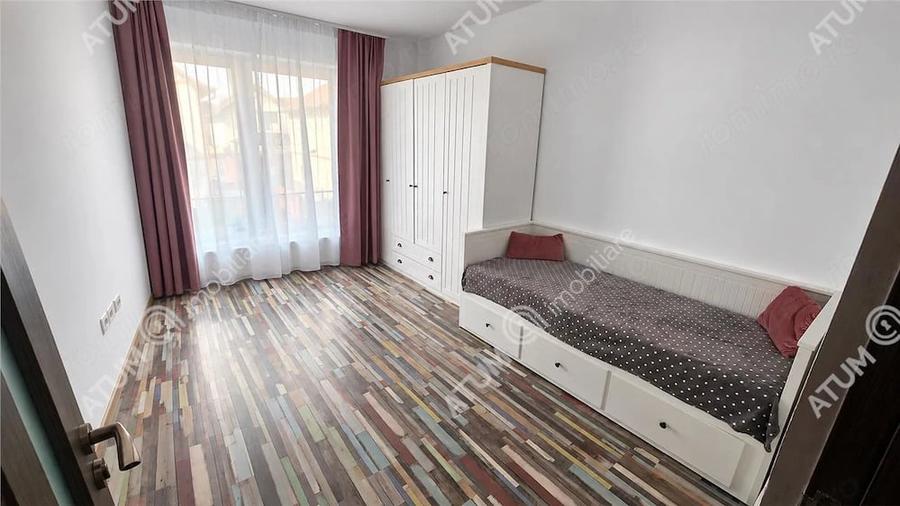 Apartament cu 3 camere decomandat în Sud