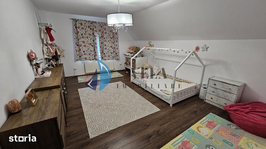 Casă cu 5 camere cu Teren 533 Mp în Central