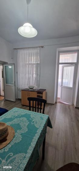 Apartament cu 2 camere decomandat în Piața Unirii