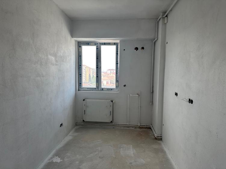 Apartament cu 2 camere decomandat în Mihai Viteazul
