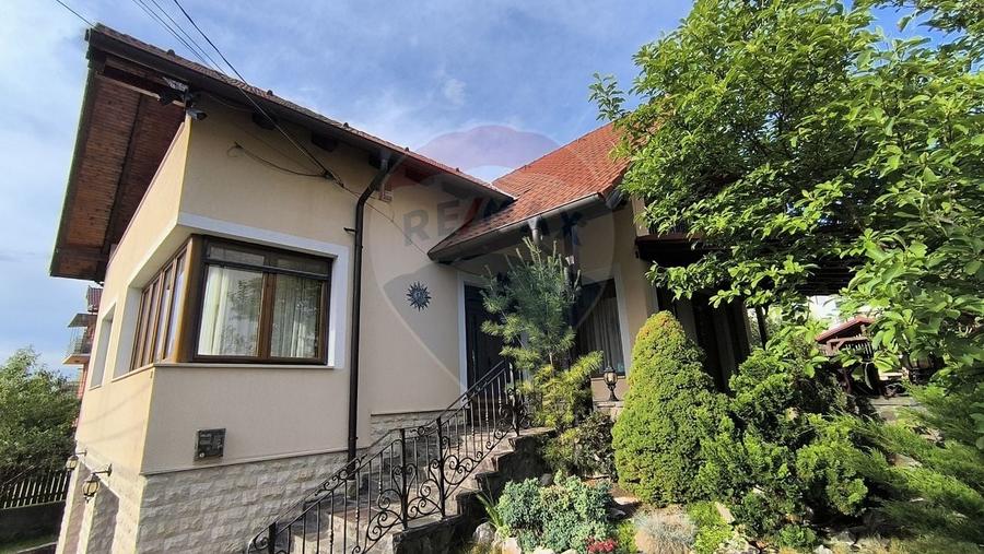 Casă de vanzare - 1