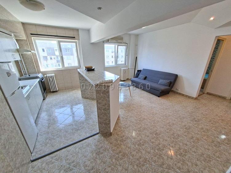 Apartament cu 3 camere semidecomandat în Drumul Taberei — fotografia 2
