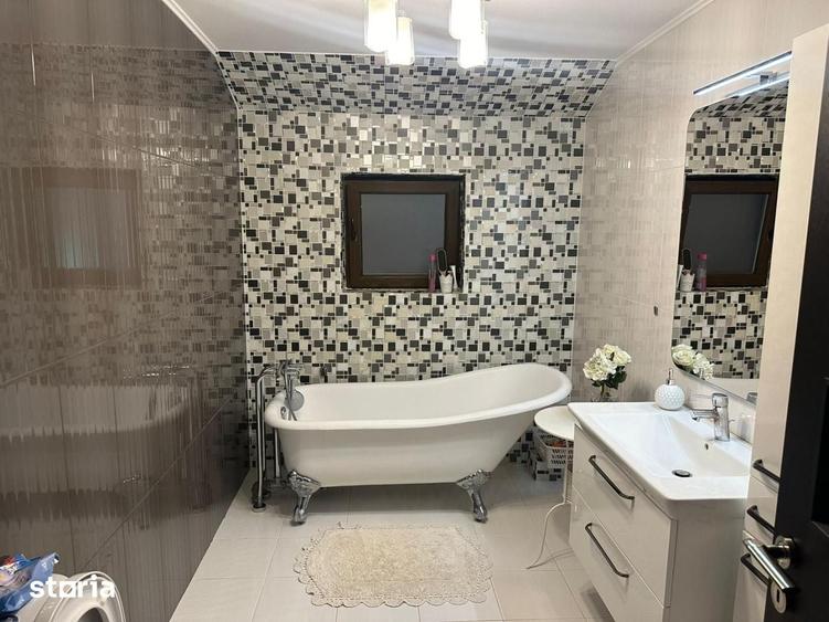 Casă cu 5 camere cu Teren 2997 Mp în Ogrezeni