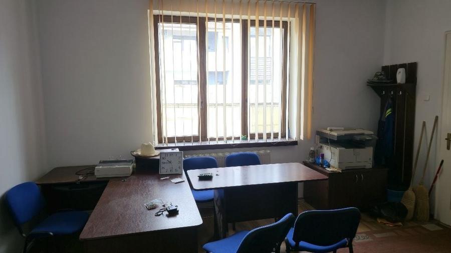 Casă cu 4 camere cu Teren 261 Mp în Central