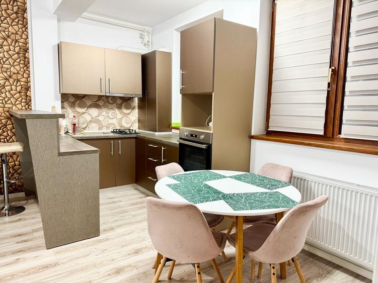 Apartament cu 2 camere, mobilat în Tomis Nord
