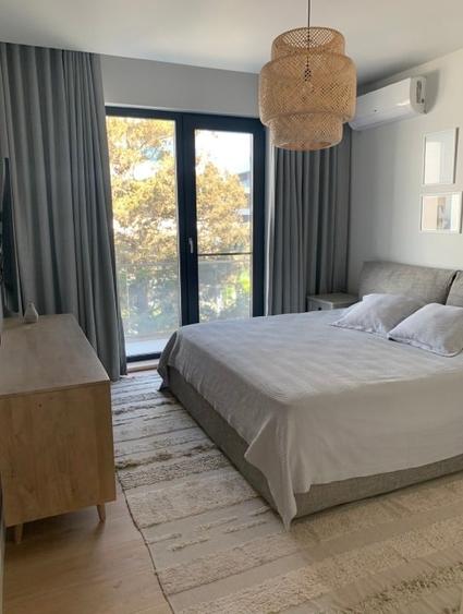 Duplex cu 4 camere cu Canalizare în Central