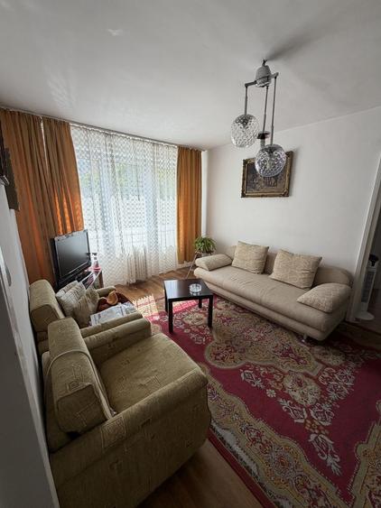 Apartament cu 2 camere semidecomandat în Dacia