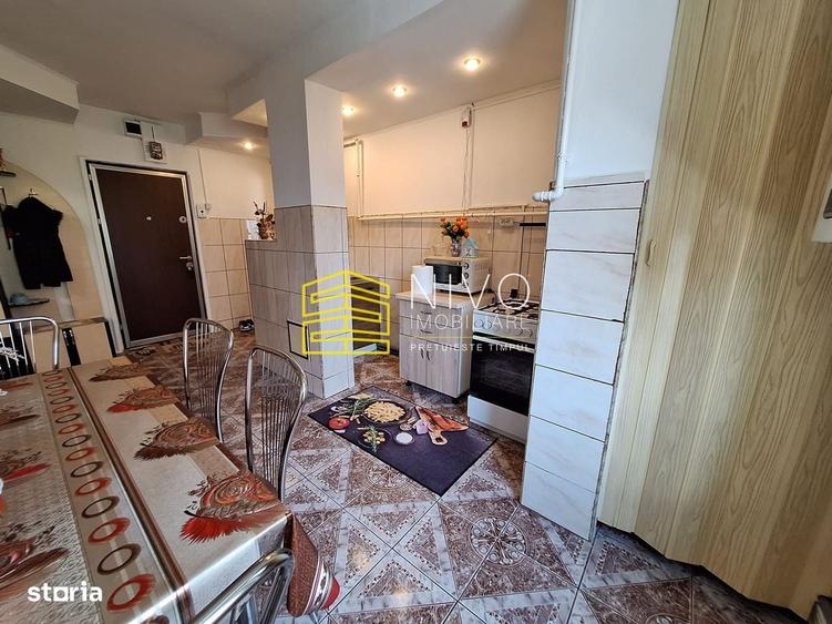 Apartament cu 2 camere decomandat în Tudor — fotografia 3