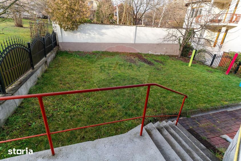 Casă cu 6 camere cu Teren 404 Mp în Centru Vechi