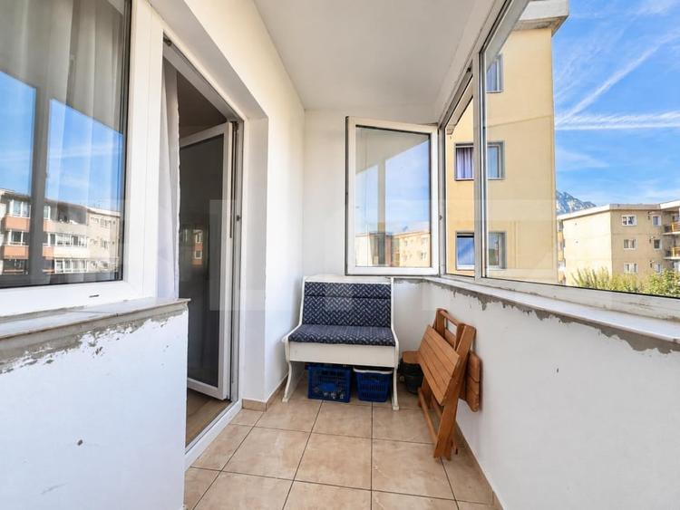 Apartament cu 2 camere decomandat, mobilat în Zărnești