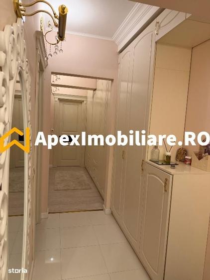 Apartament cu 3 camere decomandat în Lujerului