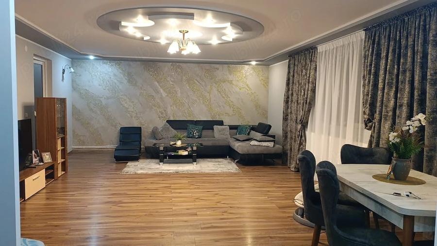 Casă cu Teren 780 Mp în Central