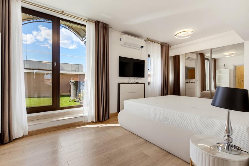 Apartament cu 3 camere decomandat, mobilat în Tătărași