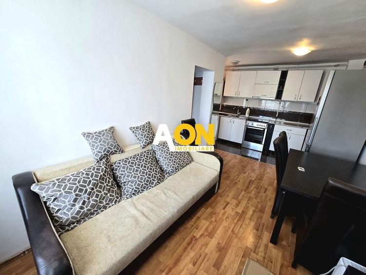 Apartament cu 2 camere semidecomandat, mobilat în Cetate — fotografia 2