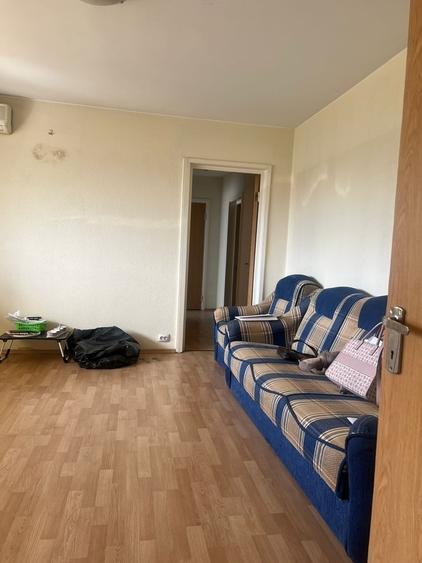 Apartament cu 3 camere decomandat în Gorjului