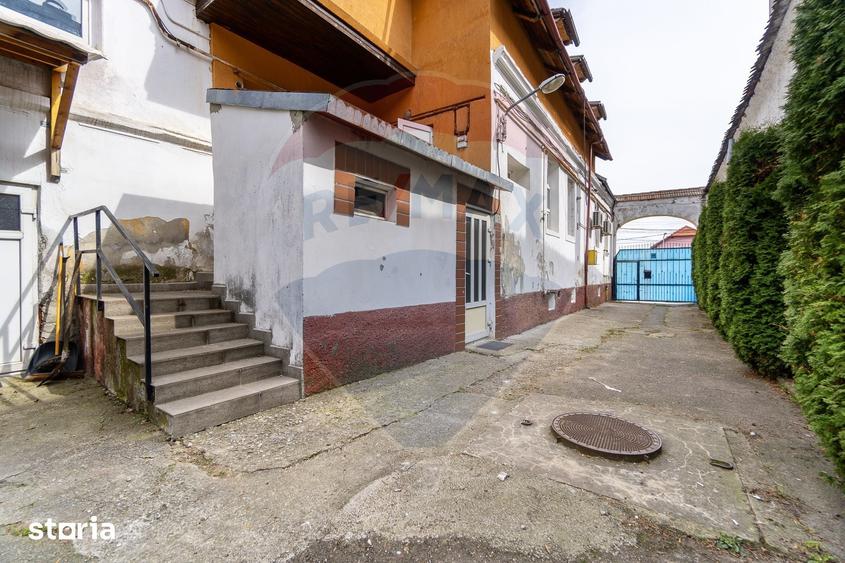 Apartament cu 7 camere în Ultracentral