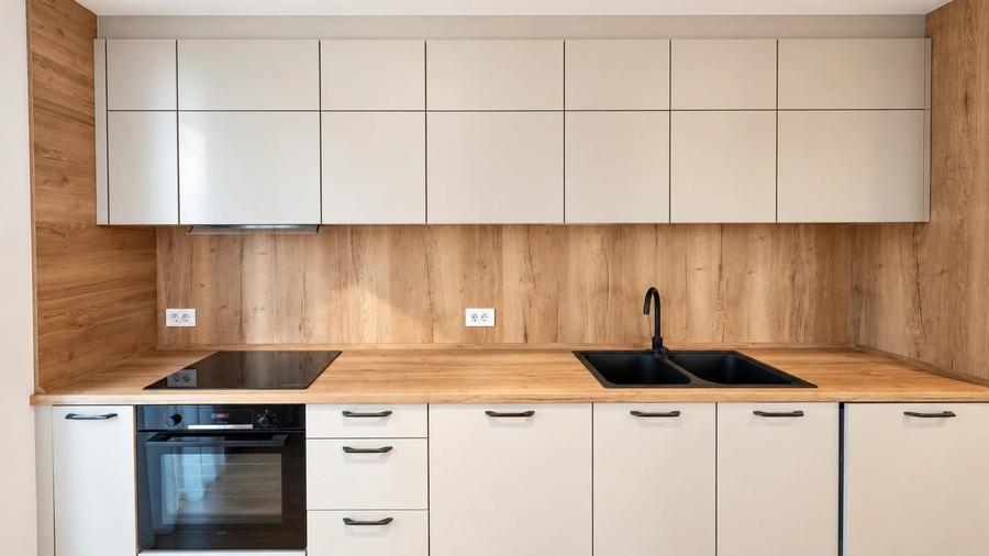 Apartament cu 3 camere în Iancu Nicolae