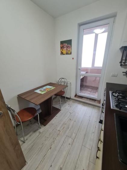 Apartament cu 2 camere decomandat în Giroc