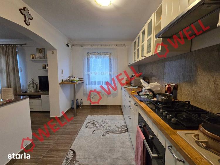 Casă cu 5 camere cu Teren 640 Mp în Teliu
